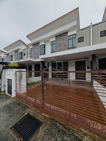 Murah🩵Almost Furnish 2 Storey House Saujana KLIA, Sepang near KLIA 1
