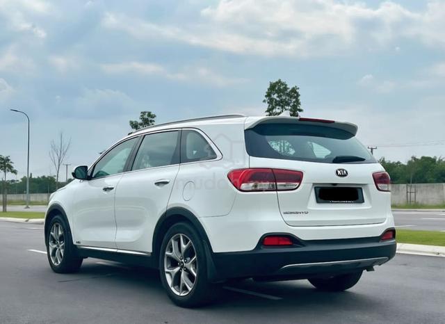 [2017] Kia Sorento 2.4 (AT) Petrol 8 Seater SUVs - 2