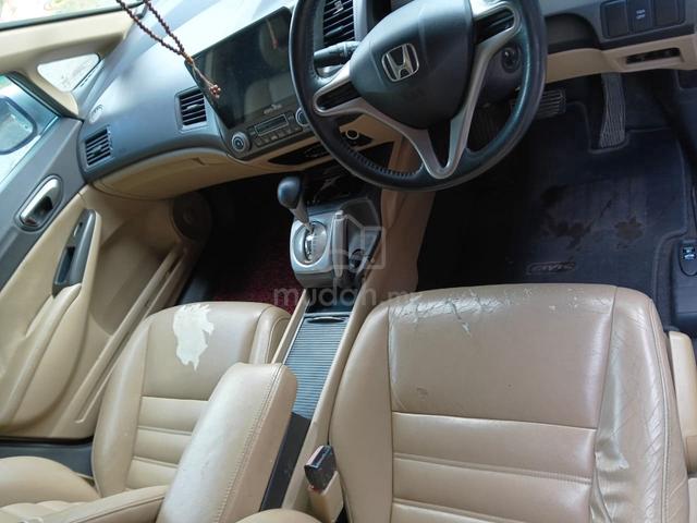 2010 Honda CIVIC 1.8 I-VTEC (A) - 4