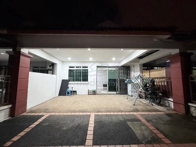 Taman Gaya @ Ulu Tiram 1.5 Storey (Partly Furnished) Terrace House 1