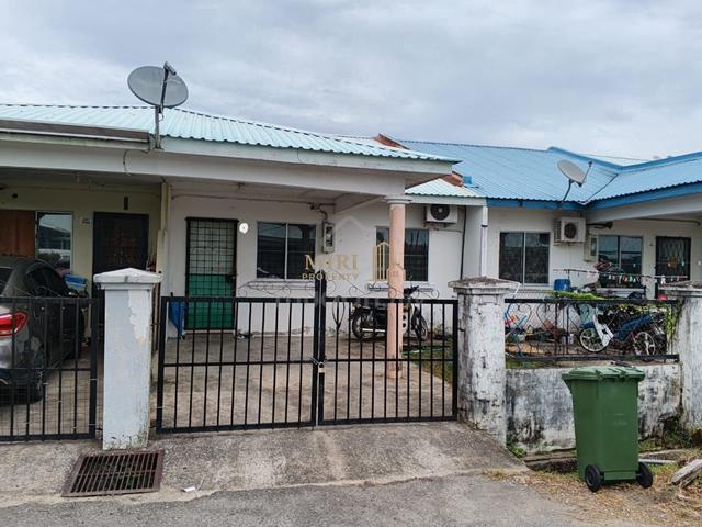 3 Bedrooms 2 Bathrooms 1 Storey Terrace House For Rent At Senadin 1