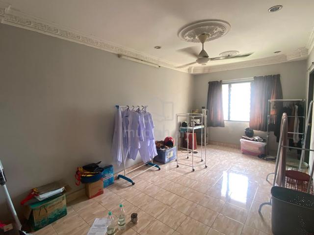 Flat PKNS Seksyen 7 Shah Alam 1