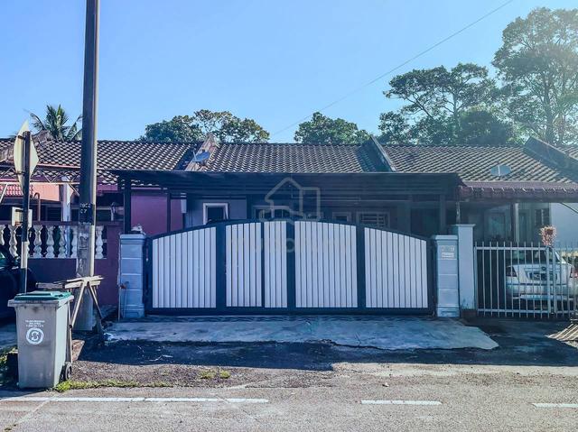 Double Storey Terrace, Taman Bukit Chedang, Seremban 1