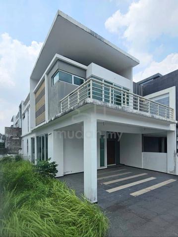 Well Condition, Unoccupied Bare Unit @ Kiara 2 (Austin Heights) 1