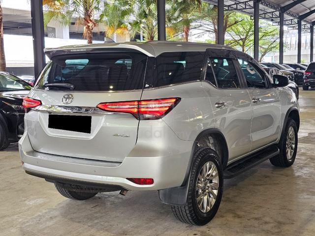 Toyota FORTUNER 2.7 SRZ F/SERVICE UNDER WARANTY - 2