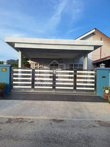 Room To Let to Single Lady at Tmn Hijrah  from Feb 2026 onward 1