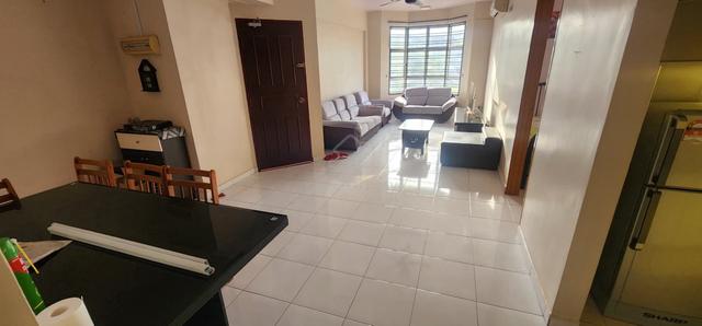 Seri Mutiara Apartments (Seri Alam) 1