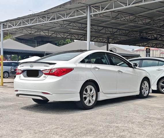 OTR PRICE 2011 Hyundai SONATA 2.0 GLS (A) SUNROOF - 2