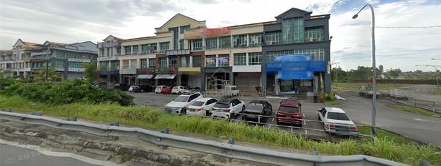 7th Mile 3 Storey Commercial Shoplot For Sale ( Facing Main Road ) 1