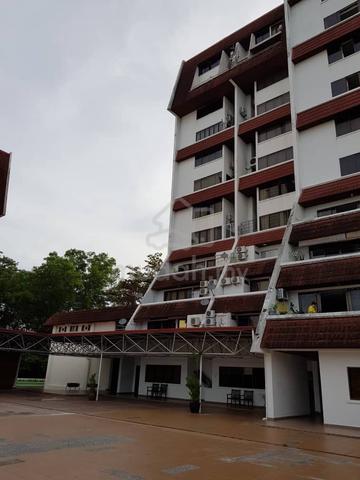 Waikiki Condominium 1