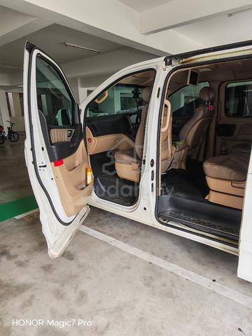 2013 Hyundai GRAND STAREX 2.5 ROYALE PREMIUM - 3
