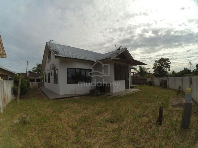 1.5 Storey Detached House 1