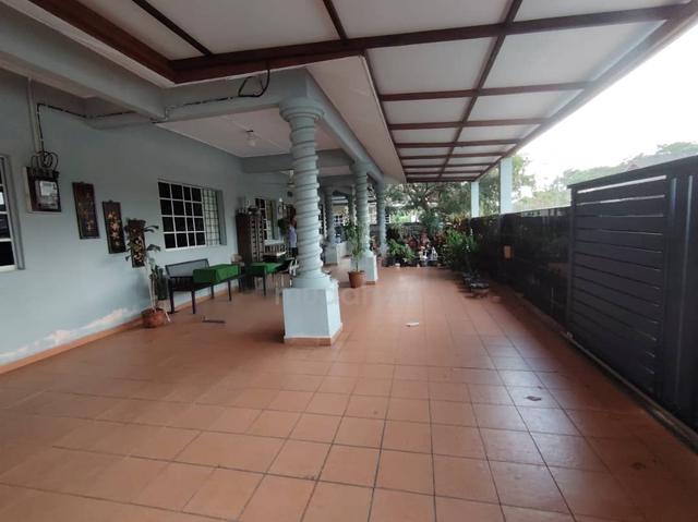Banglo Setingkat 6 Bilik Tidur Berjaya Permai For Sale !  !   ! 4