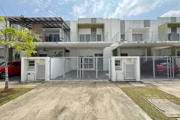 Casa Wood 2 Storey House Partial Furnish 4R3B Cybersouth Cyberjaya 1