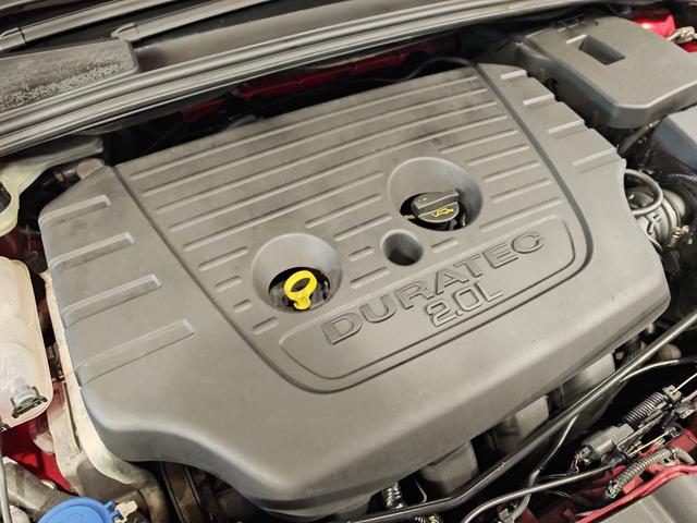 2015FordFocus S+ H/Back 2.0(A)B/ListBolehLoanKedai - 4