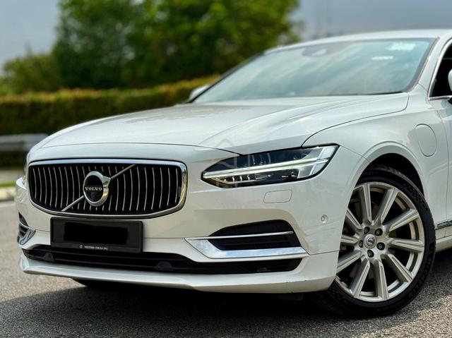 -2017/18- Volvo S90 2.0 T8 INSCRIPTION PLUS - 4