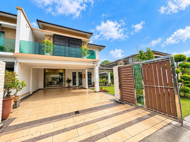 Taman Laguna Perling Double Storey Semi-D 45x100 Fully Renovated 1