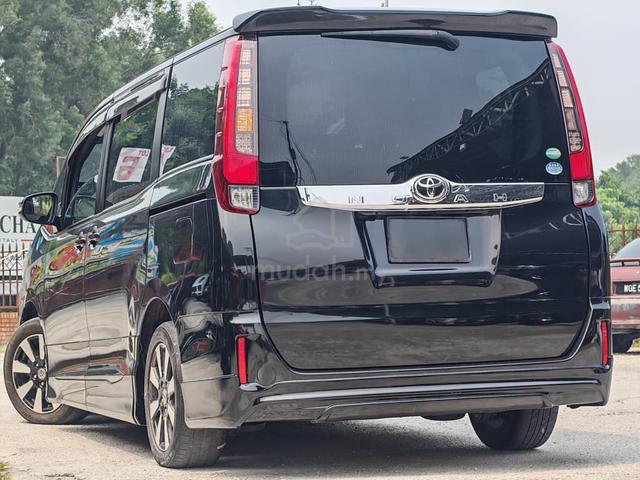 2017 Toyota NOAH 2.0 X VOXY 3 YEARS WRRTY CAR KING - 3