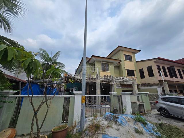 Bandar Bukit Tinggi 1 Klang 2.5 Storey Semi D House 50x70 Freehold 1