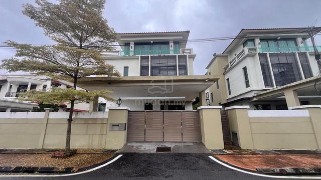 3 Storey Bunglow Pulau Tikus 1