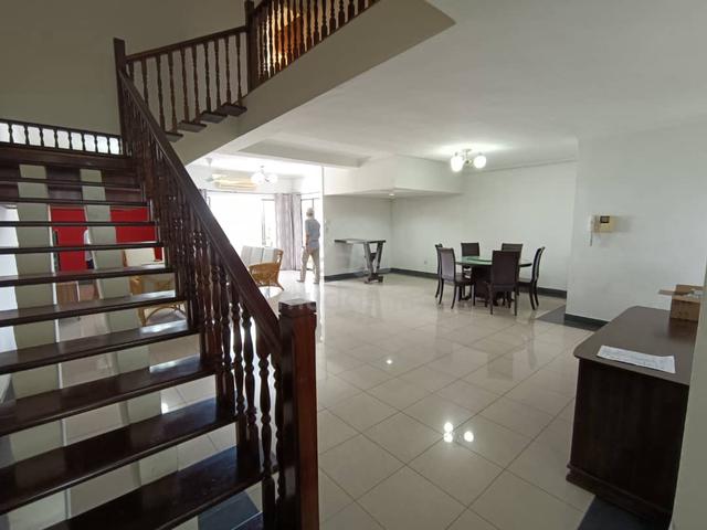 Waikiki Condominium 1