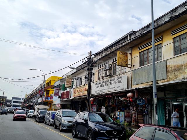 Good for invest 2 Story.Shoplot P jaya Old Town Seksyen 1 for sale 1