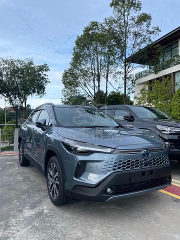 2026 Toyota COROLLA CROSS 1.8 HEV - YEAR END 13k - 5