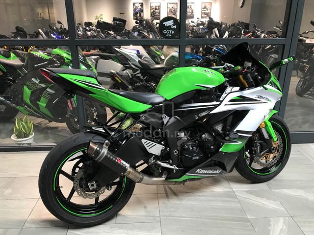 Carousel Image
