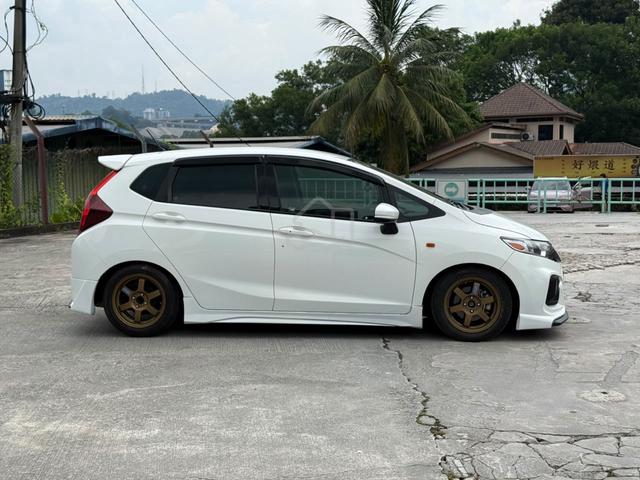 2017 Honda JAZZ 1.5 E (A) - 5