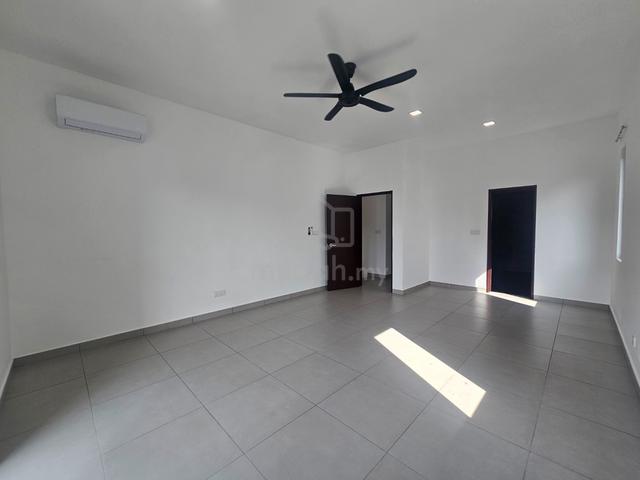 Endlot 3 Sty Superlink @ Residence Bukit Orkid, Batu 9, Cheras, Cheap 1