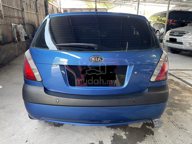 Kia RIO 1.4 (A) - 2
