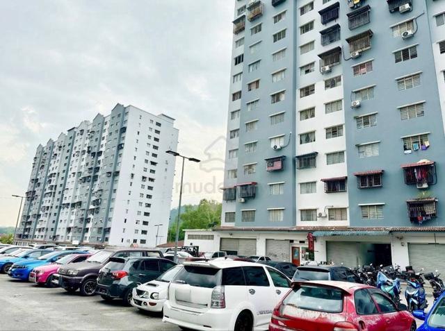 Selayang Mulia Apartment Mawar & Teratai 1