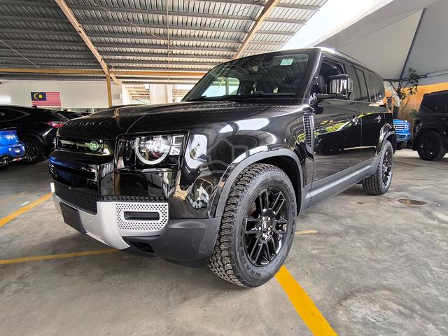 2023 LR Defender 2.0 110SE Meridian Airmatic 4B - 3