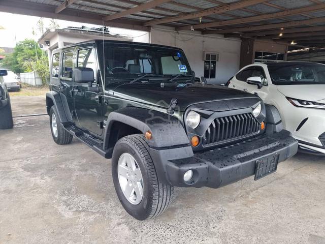 2011 Jeep Wrangler 3.8 Unlimited Sport 4X4 - 1