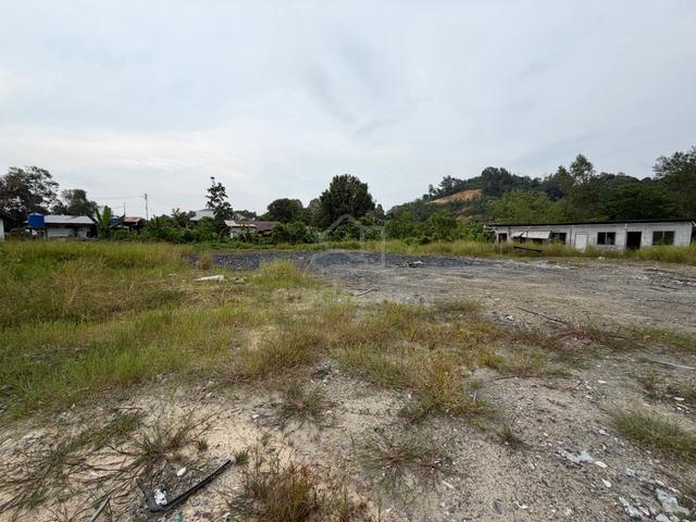 Penampang Land l Covered Open Warehouse l Storage l Donggongon 1