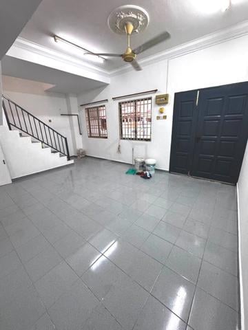 Taman Sejahtera - Double Storey Terrace Newly Painted For Rent 1