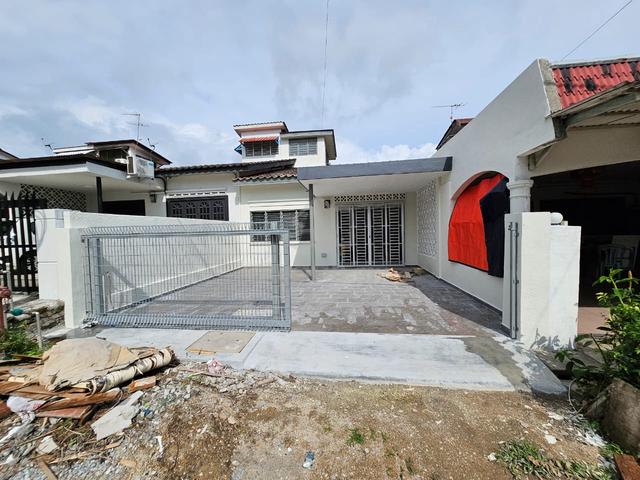 Single Storey For Sale Taman Bunga Raya , Bukit Beruang Melaka 1
