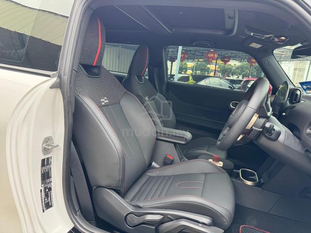 2025 Mini COOPER 2.0L JOHN COOPER WORKS Like New - 5