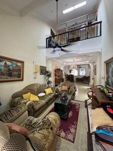 FULL RENOVATE 1.5 Storey Jalan Belibis Taman Perling Tampoi 3