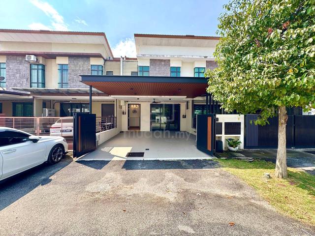 Renovated With Furnished 2 Storey Taman Saujana Klia Kota Warisan 1