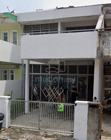 Near Queensbay, FTZ 2-storey house 1