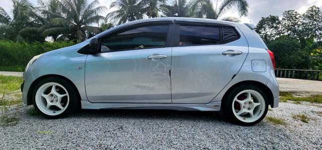 2016 Perodua AXIA 1.0 E (M) - 3