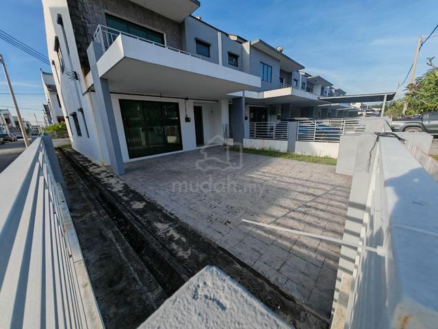2 Sty Endlot Taman Saujana KLIA Kota Warisan Sepang 1