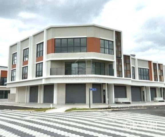 Rimbayu Uptown Square 2 Brand New 3 Storey Corner For Rent 1
