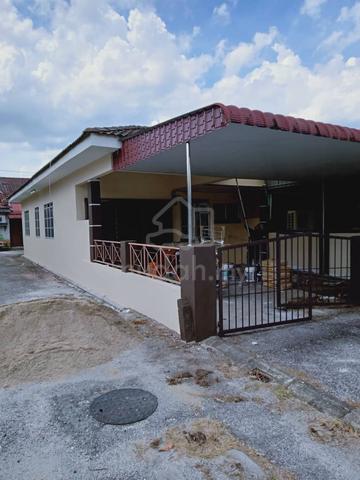 Rumah sewa kampar 1