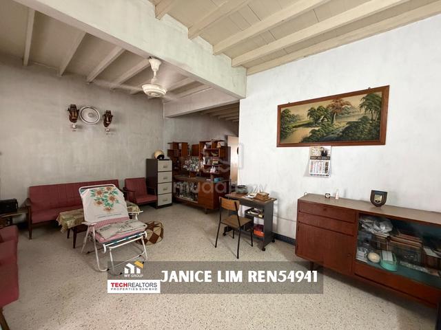 Greenlane Lorong Delima Double Storey Terrace Freehold Unit For Sale 1