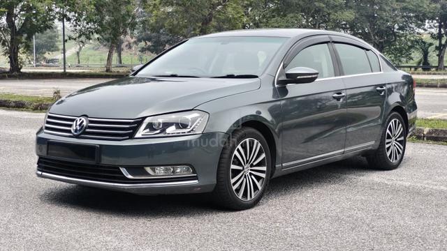 2016 Volkswagen PASSAT 1.8 TSI COMFORTLINE (CKD) - 1