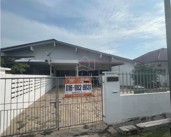 Nice Kubang Buaya 1 Story Semi D 1