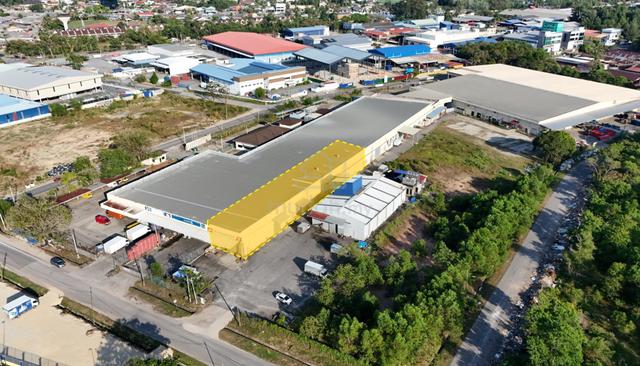 Dual Frontage Warehouse | Gong Badak Industrial Area 1