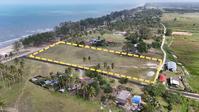 Fist Lot ! Tepi Pantai Tanah Cantik ! 3.5 Ekar Pantai Sepat Kuantan. 1